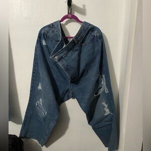 OLD NAVY Jeans | Slouchy Straight Leg | Size 28